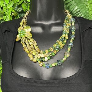 Necklace Women Fashion Green Beaded Gold Tone Multi Strand Statement Flower 2128